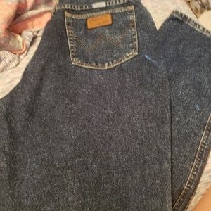 Ladies Wrangler jeans